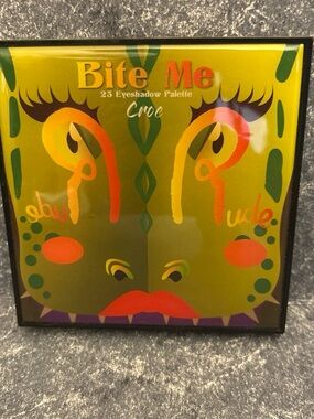 NEW RUDE Bite Me Croc 25-Eyeshadow Palette